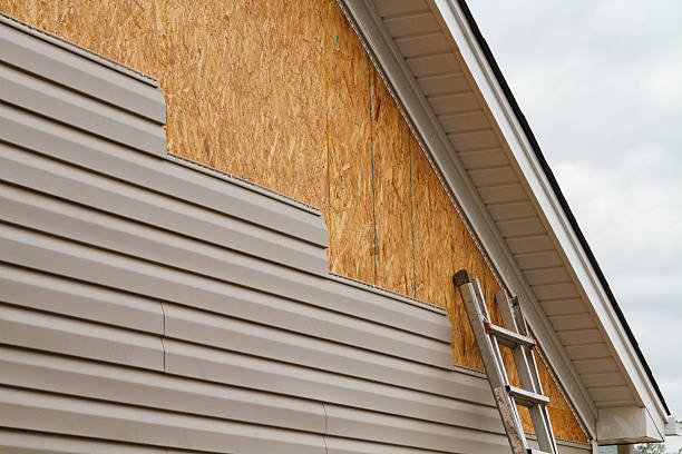 Professional Siding Contractor technician working in Ayden, NC